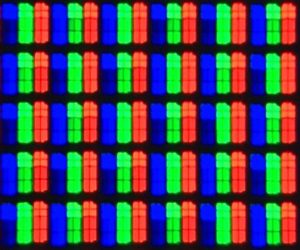 Samsung Q70R Subpixel Struktur des VA LCD Panels