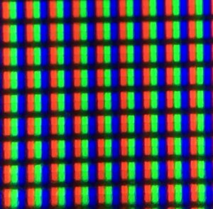 Monitor mit VA LCD Subpixel Struktur