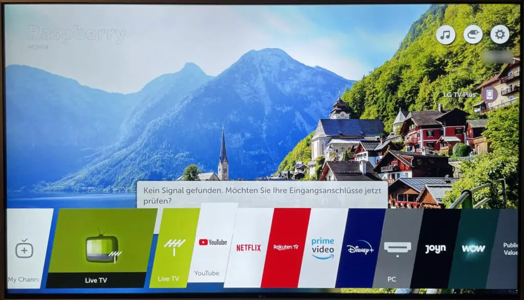 LG älteres WebOS Homescreen mit aktivierter Leiste nach dem Start 2